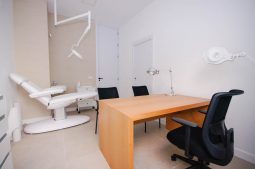 Despacho médico para alquiler en Madrid dentro de la Clínica Masalma